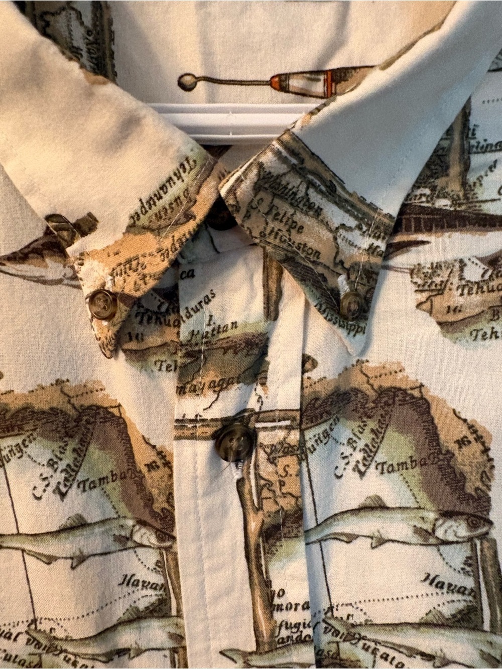 Monte Carlo Men’s Vintage Style Fishing Map Print Short Sleeve Shirt - Picture 6 of 12